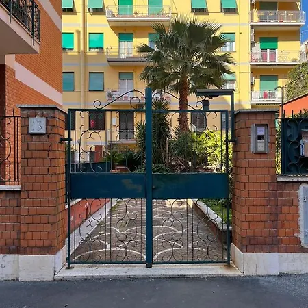 Life Is Apartment